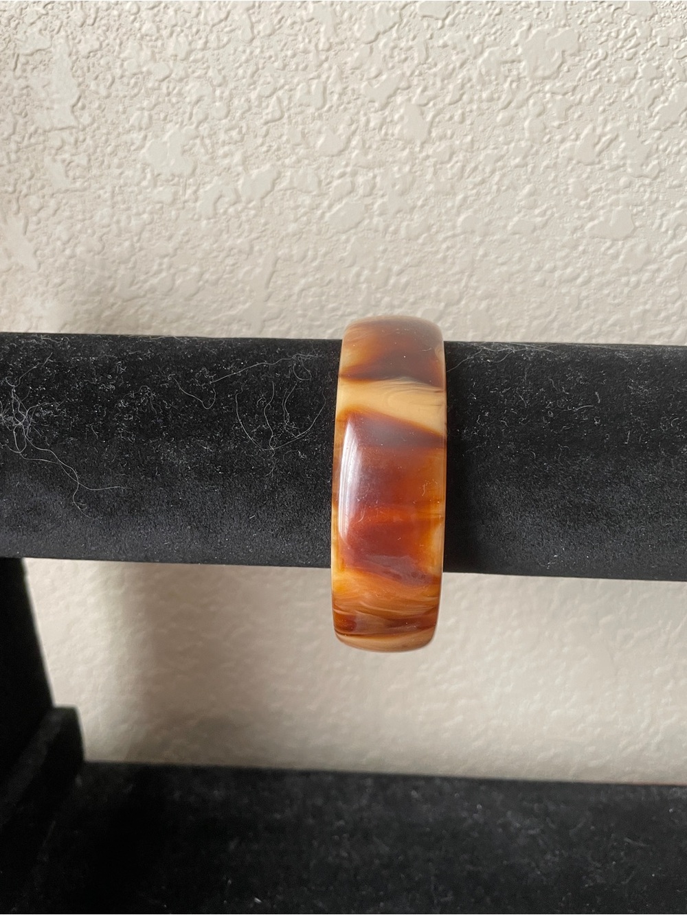 Classic Amber-Tone Resin Bangle Bracelet